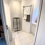 דירה Elegant Et Parking Dans Batiment Historique סן טרופז
