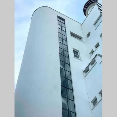 شقة Elegant Et Parking Dans Batiment Historique *