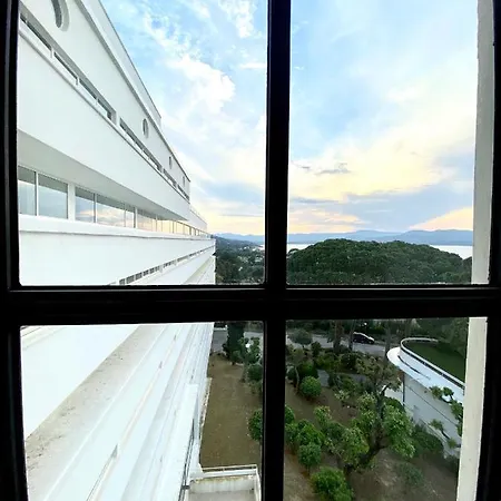 شقة Elegant Et Parking Dans Batiment Historique سان تروبيه