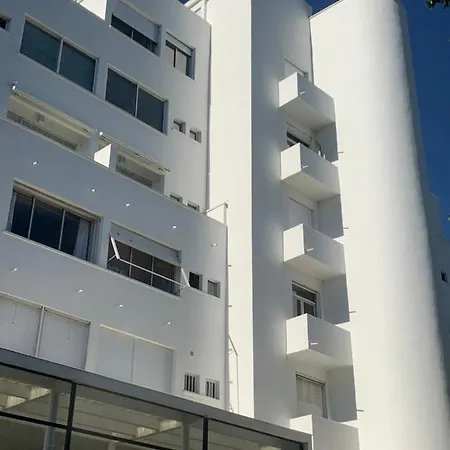 Elegant Et Parking Dans Batiment Historique Apartment *