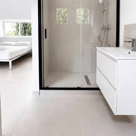Elegant Et Parking Dans Batiment Historique